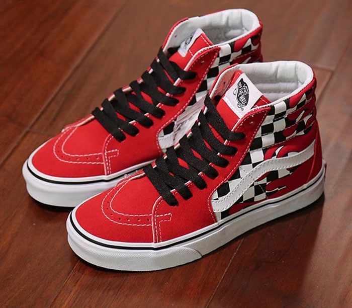 Sk8 hi checkered on sale flame